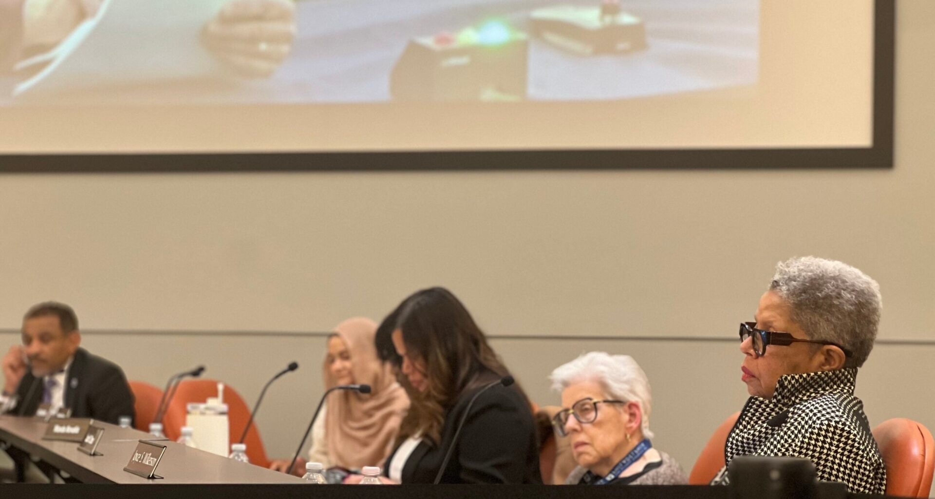 Abandoned Philadelphia schools could be given to the city