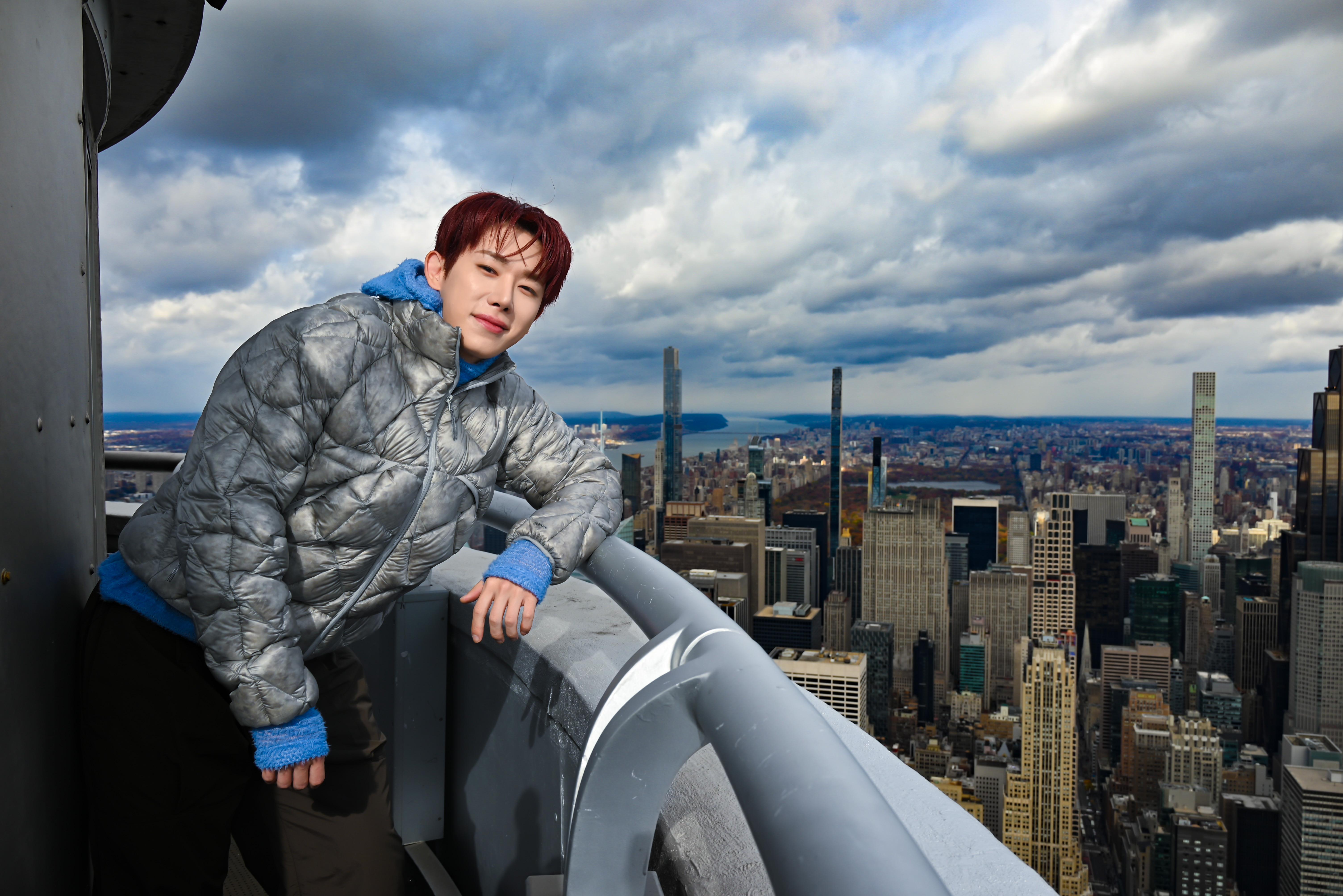 WONHO at the Empire State Building.
