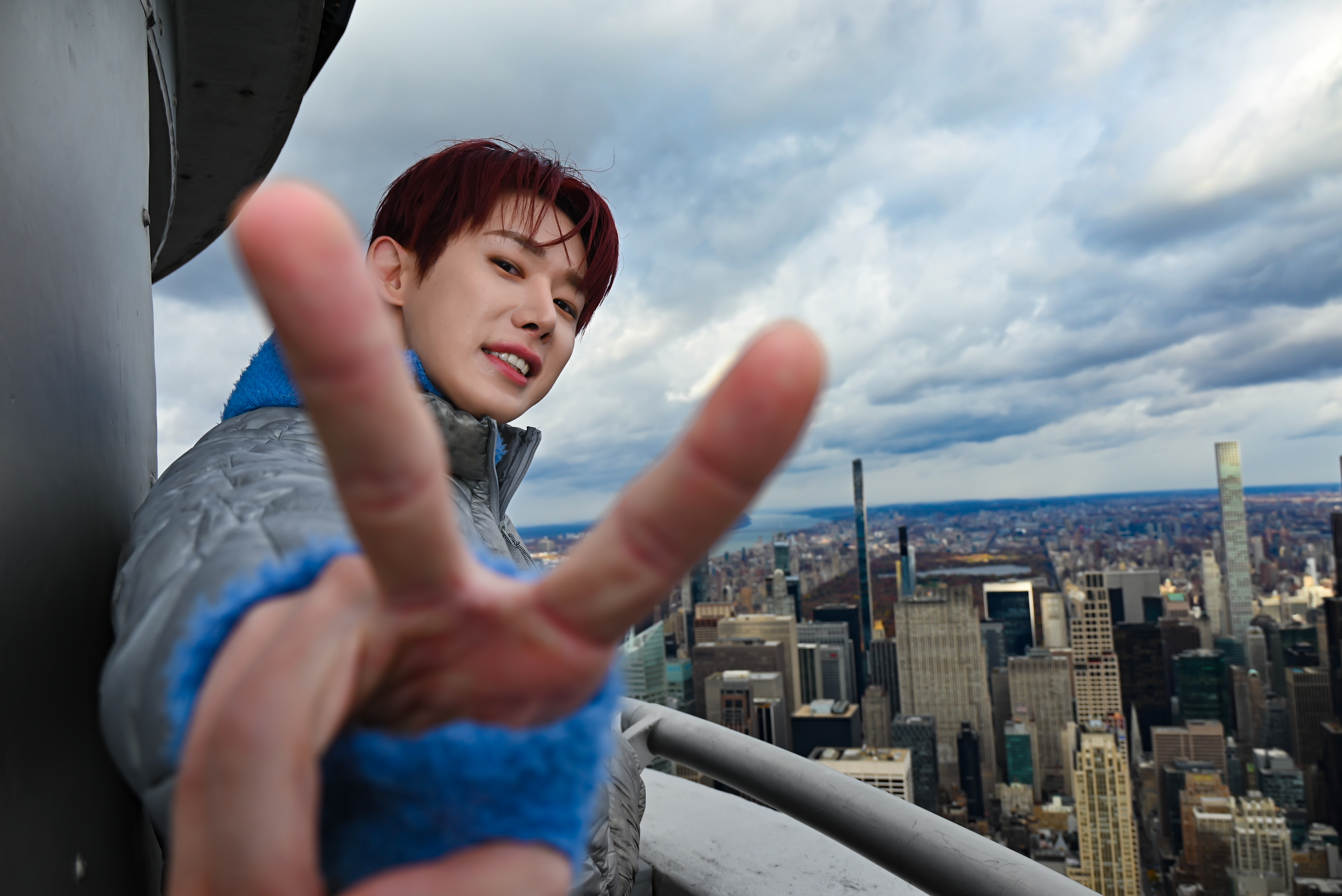 WONHO at the Empire State Building.