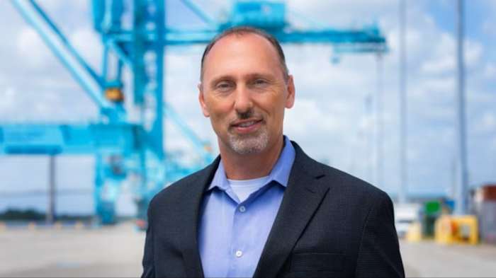 Jacksonville Port Authority mourns after chief operating officer dies in crash