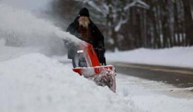 Dangerous lake effect snowstorm could drop 2 to 3 feet in Upstate NY; high winds could make driving ‘impossible’
