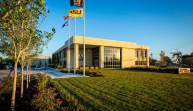 Health care giant acquires H&E’s former corporate headquarters for $9.9M 