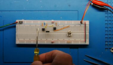A photo of the circuit on a breadboard
