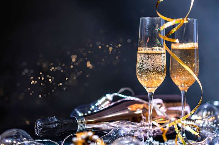 Plan your New Year’s Eve celebration with these parties, dinners in San Antonio