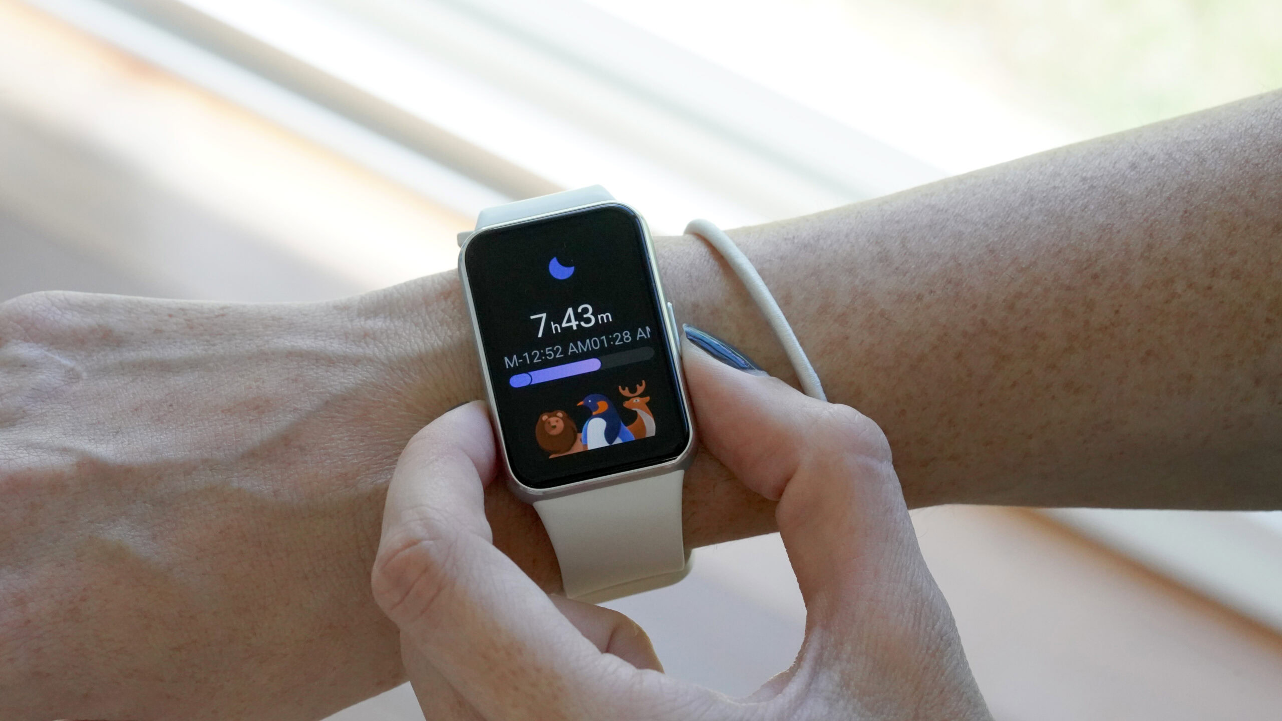 A Samsung Galaxy Fit 3 displays the Sleep tile.