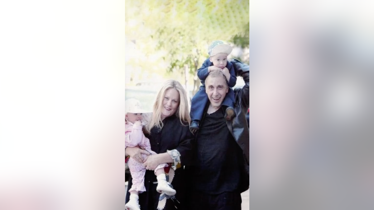 Beverly D'Angelo Al Pacino with twins.