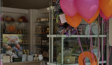 Swoozie’s Returns to Dallas With Color, Joy, and a Whole Lot of Holiday Fun