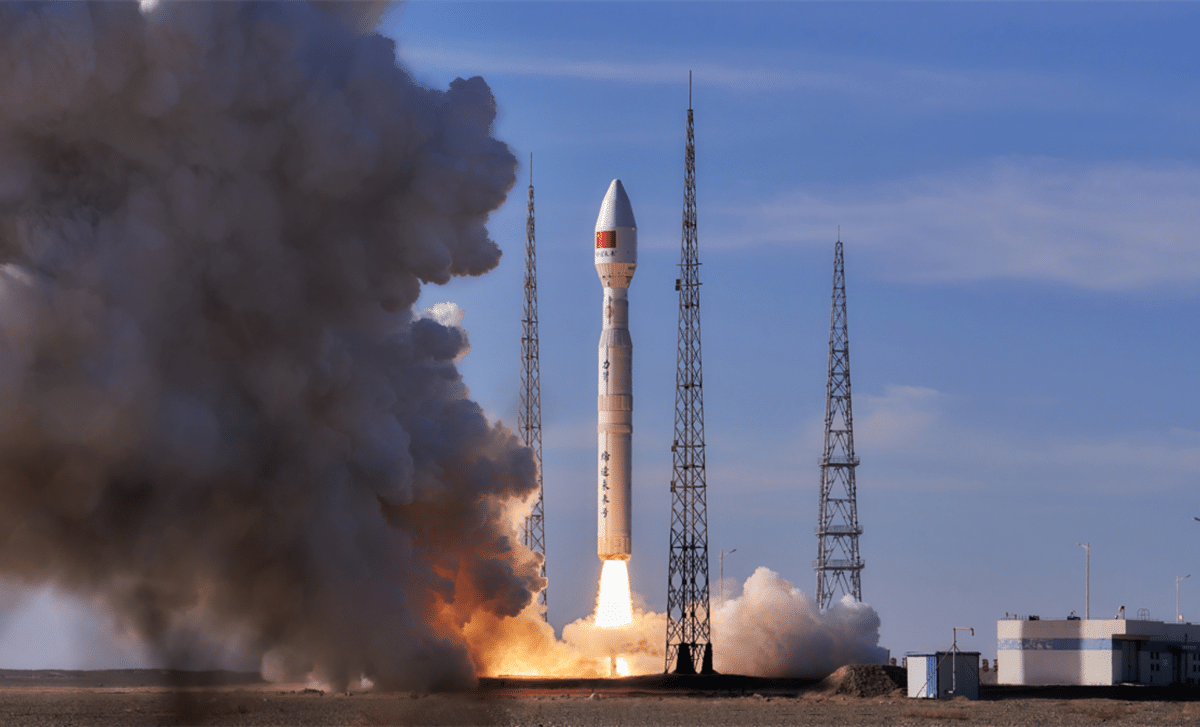 Starlink Dodges Catastrophic Collision With Chinese Rocket!