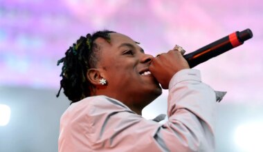 Summer Walker & Rich The Kid Trade Blows Over His Pizza Hut Music Video