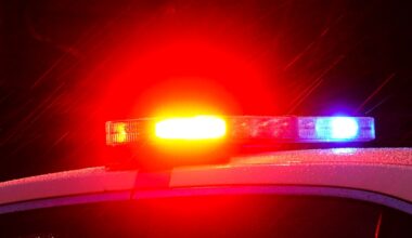 33-year-old man killed in shooting outside Arlington bar; 2 arrested