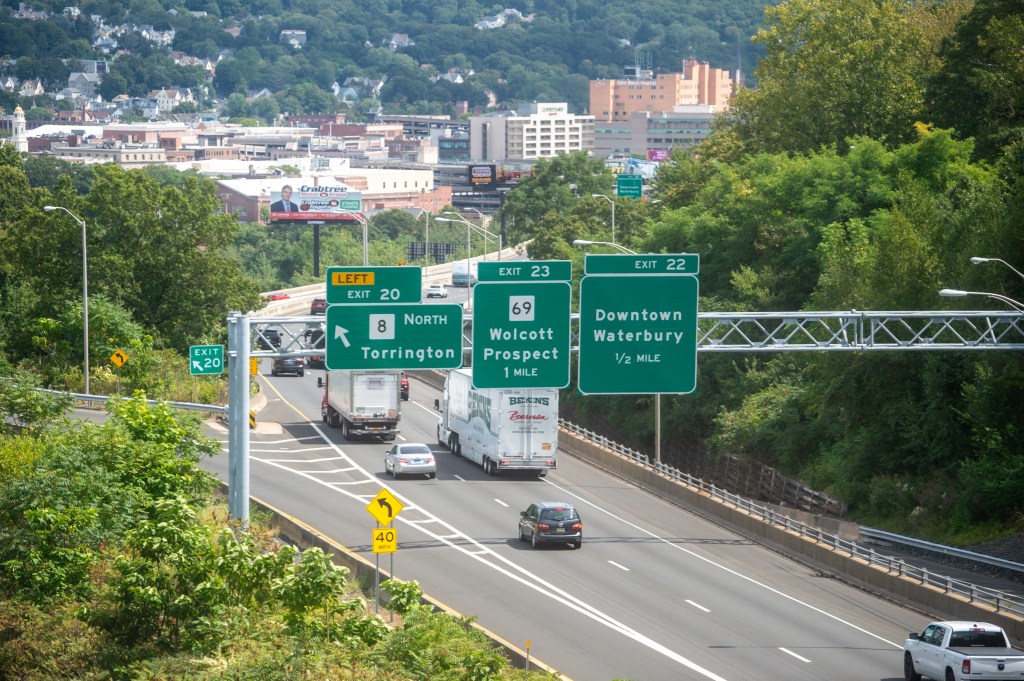 Waterbury without water as officials scramble to fix major break