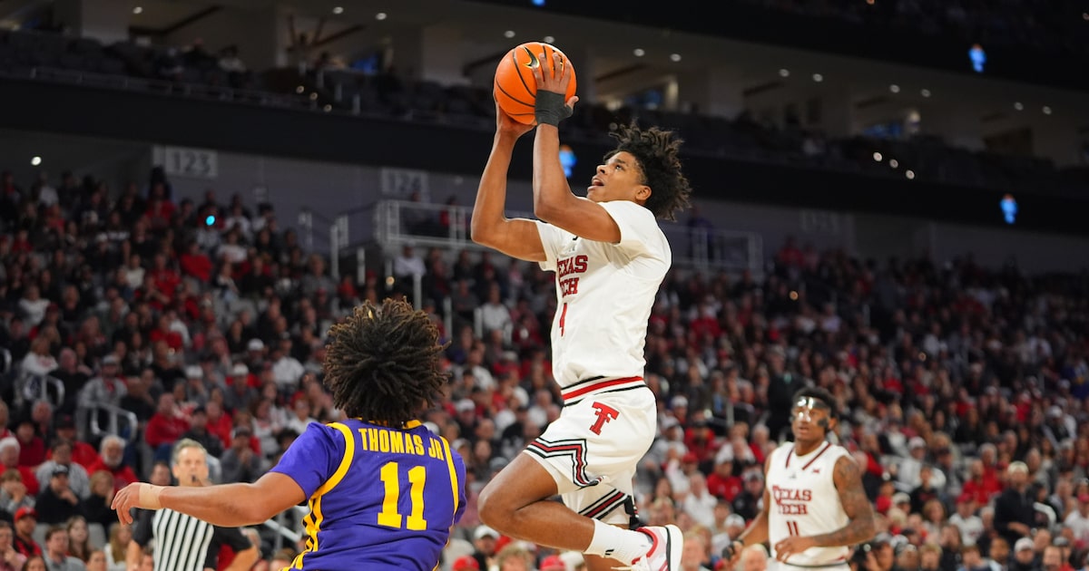 Christian Anderson powers No. 19 Texas Tech to blowout win vs. LSU in Fort Worth
