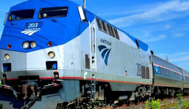 St. Louis to Chicago Amtrak train disabled; passengers bused to destination