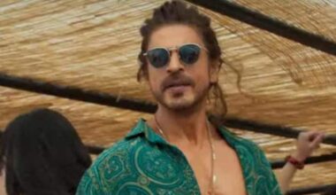 Shah Rukh Khan’s Pathaan 2 Officially Announced At Dubai Event | Watch | Bollywood News