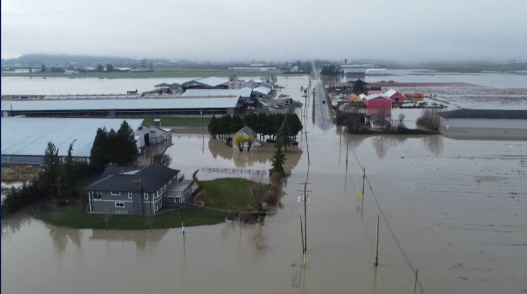 Click to play video: 'Highway 1 partially reopening after multi-day closure'