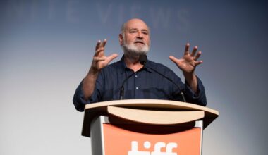 2 bodies found in LA area home belonging to Rob Reiner