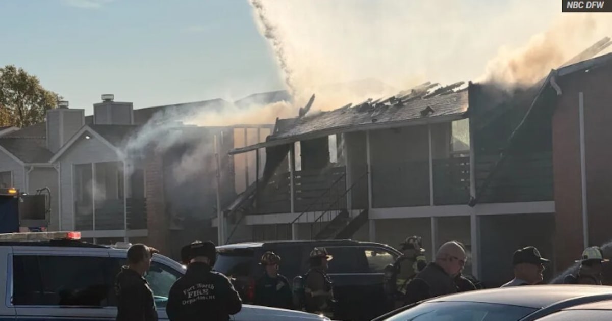Over 90 Fort Worth, Euless firefighters respond to apartment fire Wednesday, officials say