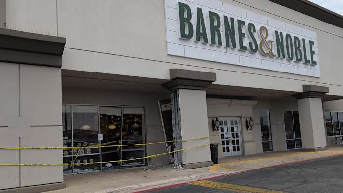 Driver hospitalized after crashing vehicle into Barnes & Noble on Northwest Side, SAPD says