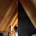 Mountain Shelters / Filipe Pina - Interior Photography, Wood, Beam
