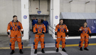 Crew depart the Neil A. Armstrong Operations and Checkout Building to travel to the Vehicle Assembly Building to board their Orion spacecraft atop NASA’s SLS (Space Launch System) rocket as part of the Artemis II Countdown Demonstration Test, December 20, 2025