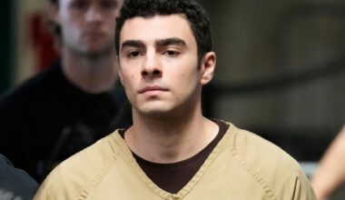 Luigi Mangione heads back to court for pretrial hearings in NYC. Here's what his attorneys are arguing.