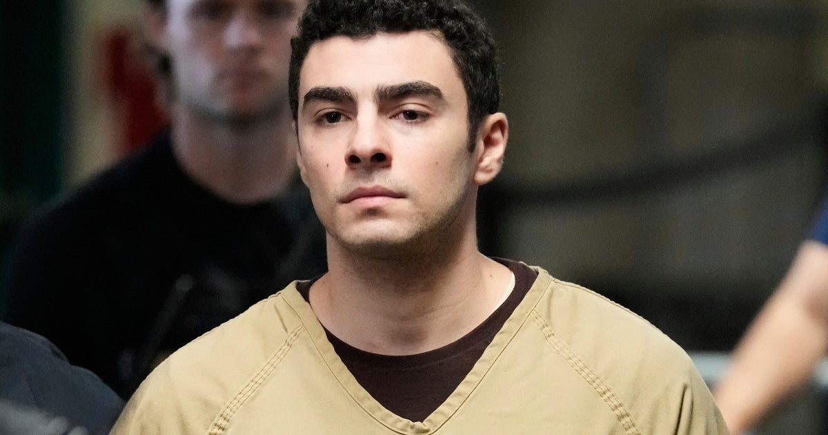 Luigi Mangione heads back to court for pretrial hearings in NYC. Here's what his attorneys are arguing.