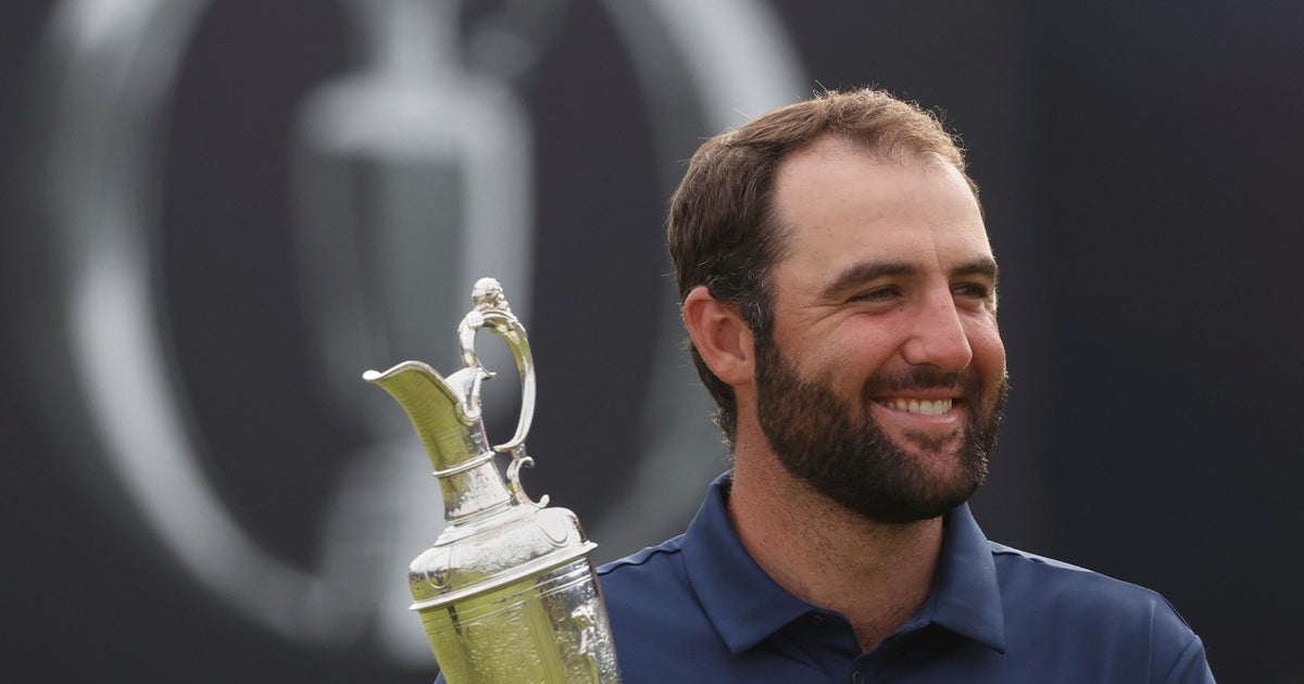 Scottie Scheffler wins PGA Tour player of the year for 4th straight year, joining Tiger Woods