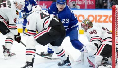 Maple Leafs rally past Blackhawks 3-2 at Scotiabank Arena