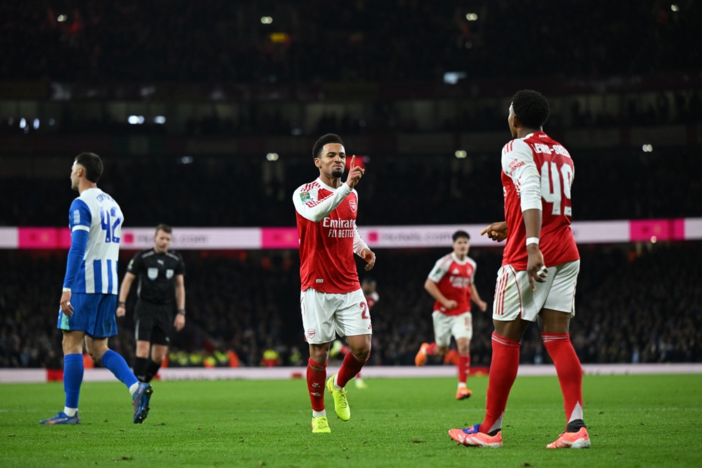 LONDON, ENGLAND: Ethan Nwaneri of Arsenal celebrates scoring his team's first goal with teammate Myles Lewis-Skelly during the Carabao Cup Fourth Round match between Arsenal and Brighton & Hove Albion at Emirates Stadium on October 29, 2025. (Photo by Shaun Botterill/Getty Images)