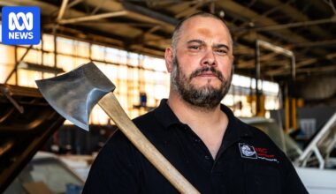 Kahu's been woodchopping his whole life, but a heart attack mid-competition almost killed him