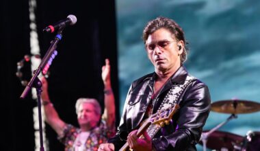 That's so Chicago: From "Da Pope" to Uncle Jesse at Riot Fest, these 2025 headlines could only happen here