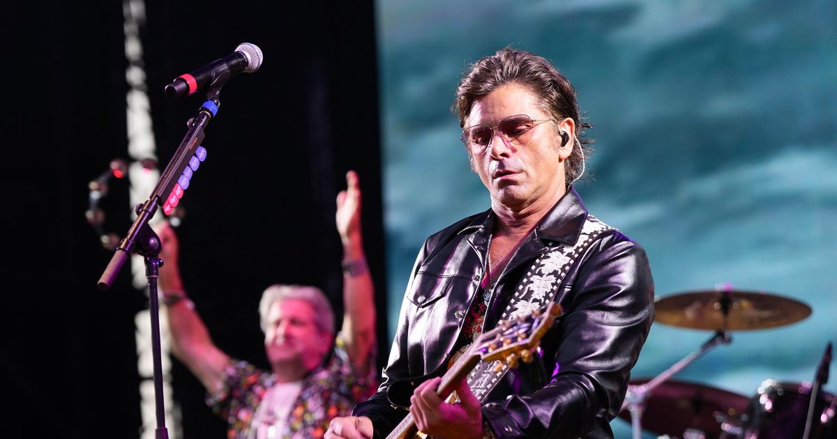 That's so Chicago: From "Da Pope" to Uncle Jesse at Riot Fest, these 2025 headlines could only happen here