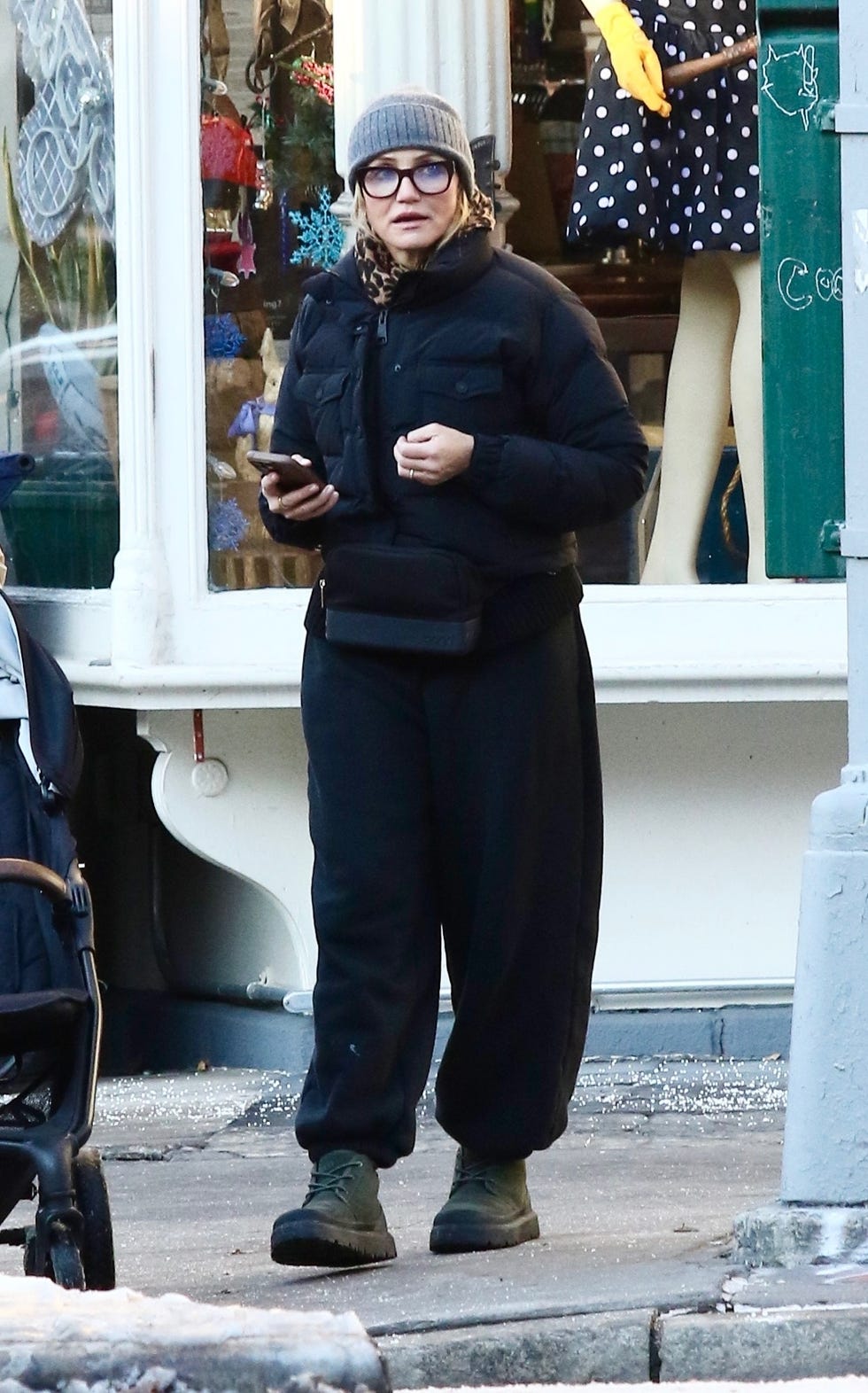 *exclusive* new york city, ny cameron diaz is all bundled up for the cold weather while out with husband benji madden and their baby in manhattan’s downtown area. pictured: cameron diaz backgrid usa 16 december 2025 byline must read: brosnyc / backgrid usa: +1 310 798 9111 / usasales@backgrid.com uk: +44 208 344 2007 / uksales@backgrid.com *uk clients pictures containing children please pixelate face prior to publication* *exclusive* new york city, ny cameron diaz is all bundled up for the cold weather while out with husband benji madden and their baby in manhattan’s downtown area. pictured: cameron diaz backgrid usa 16 december 2025 byline must read: brosnyc / backgrid usa: +1 310 798 9111 / usasales@backgrid.com uk: +44 208 344 2007 / uksales@backgrid.com *uk clients pictures containing children please pixelate face prior to publication*