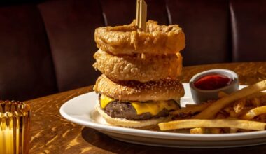 A Three-Michelin-Star Chicago Restaurant Sues a New York Tavern Over Its Name