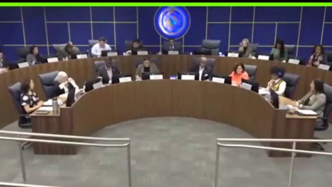 Chicago Board of Education quietly votes to raise property taxes