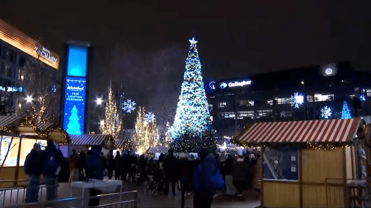 Gallagher Way Christkindlmarket remains open after Daley Plaza, Aurora close – NBC Chicago