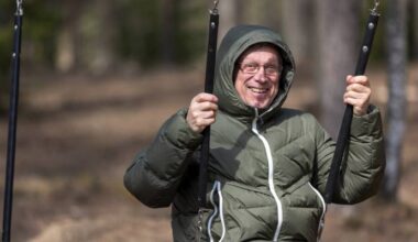 Retirement at 65 with only $500K saved? How to generate an additional $2K/month on top of OAS and CPP