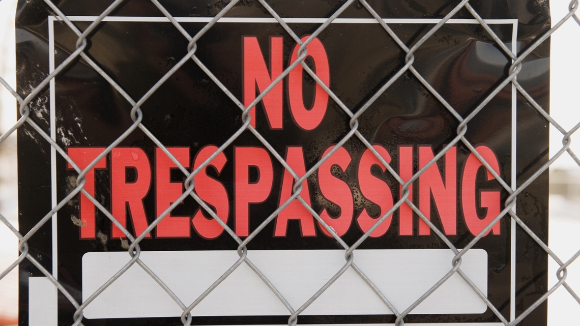 Neptune Beach police offer free 'No Trespassing' signs for construction sites
