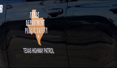 Officials: Attempted traffic stop turns into brief barricade situation in south San Antonio