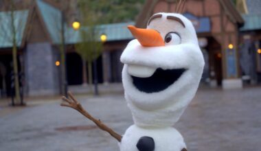 Disney's Robot Olaf Is a Straight Up Nightmare