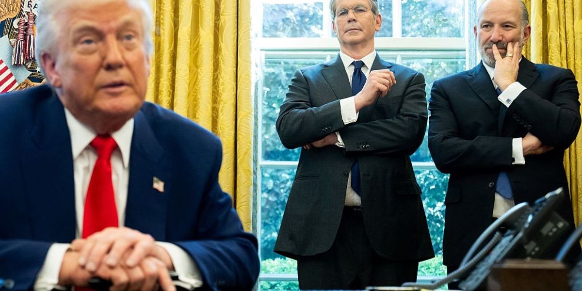 'Trump's Economic Policies Did This': US Business Bankruptcies Surge to 15-Year High