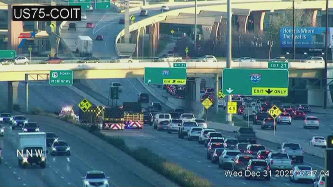 Double fatal crash closes all northbound lanes of U.S. 75 near I-635, officials say
