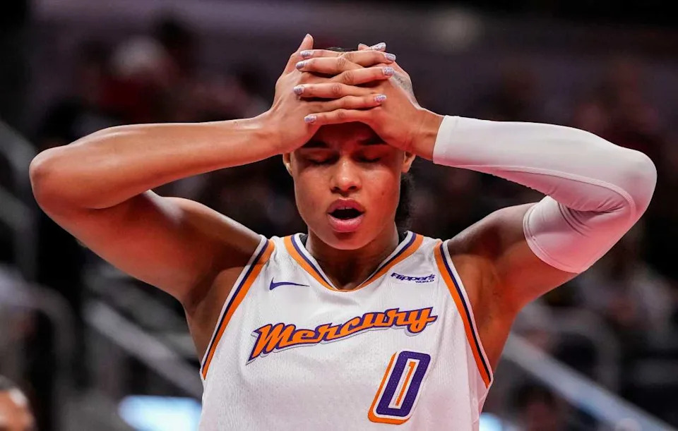 Phoenix Mercury forward Satou Sabally (0) holds her head during the game at Gainbridge Fieldhouse in Indianapolis.Grace Hollars&sol;IndyStar &sol; USA TODAY NETWORK via Imagn Images