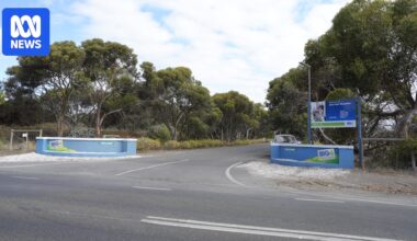 Police investigating death of man at Big 4 Port Willunga caravan park in Adelaide's south