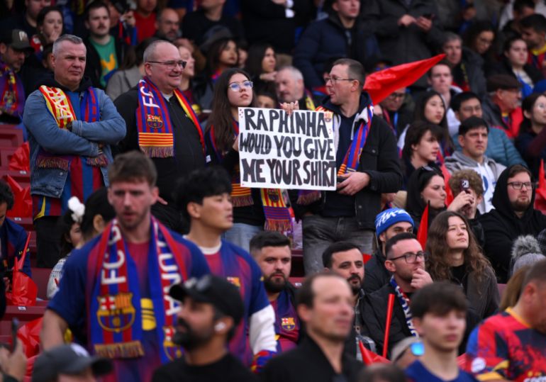BARCELONA, SPAIN - NOVEMBER 29: FC Barcelona fans show their support prior to the LaLiga EA Sports match between FC Barcelona and Deportivo Alaves at Spotify Camp Nou on November 29, 2025 in Barcelona, Spain. (Photo by David Ramos/Getty Images)
