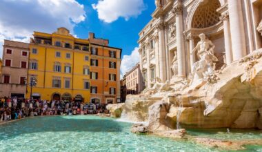 Rome introduces tourist fee for some Trevi fountain visitors
