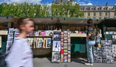 How a 475-year-old book market in the center of Paris is surviving in a digital world