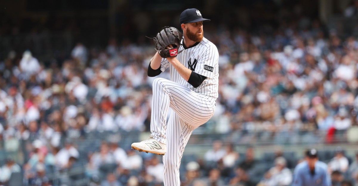 Yankees sign pitcher Paul Blackburn to return to New York