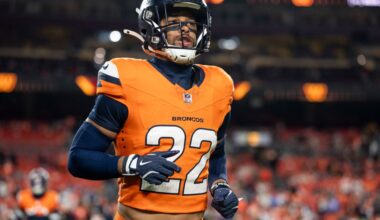 Broncos place Brandon Jones on IR and claim RB Cody Schrader off waivers