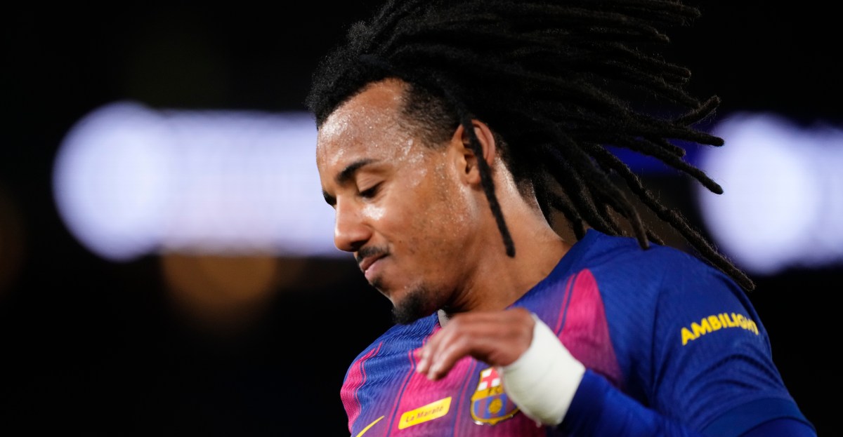 Jules Kounde posts epic response to claims he will miss Spanish Super Cup with injury for Barcelona